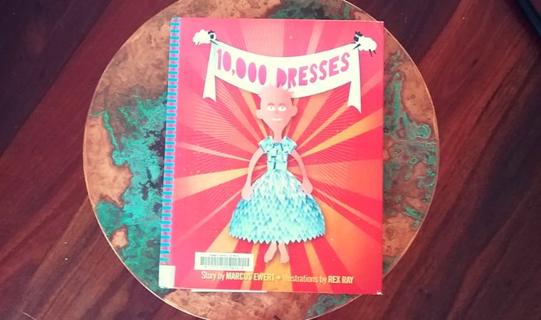 cover of 10,000 Dresses by Marcus Ewert